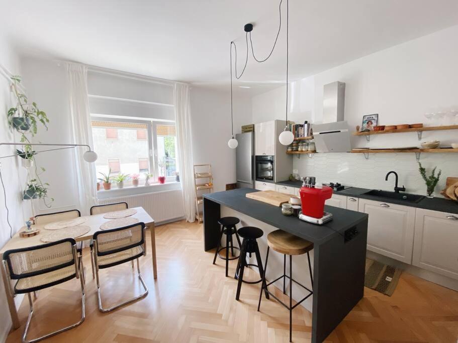 Cosy Apartment Tivoli Center Free Park Ljubljana Eksteriør bilde